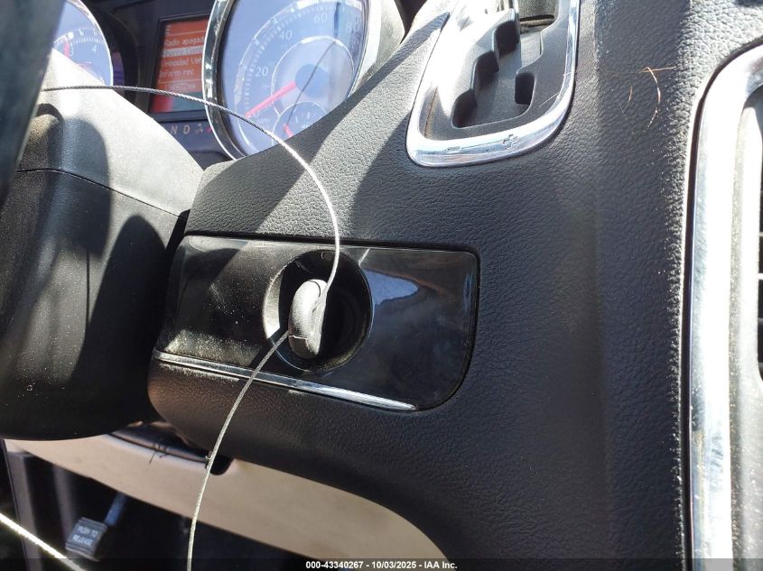 2014 Chrysler Town & Country Touring VIN: 2C4RC1BG3ER207848 Lot: 43340267