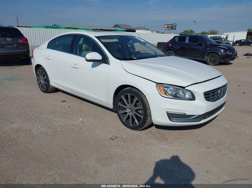 VOLVO S60 T5