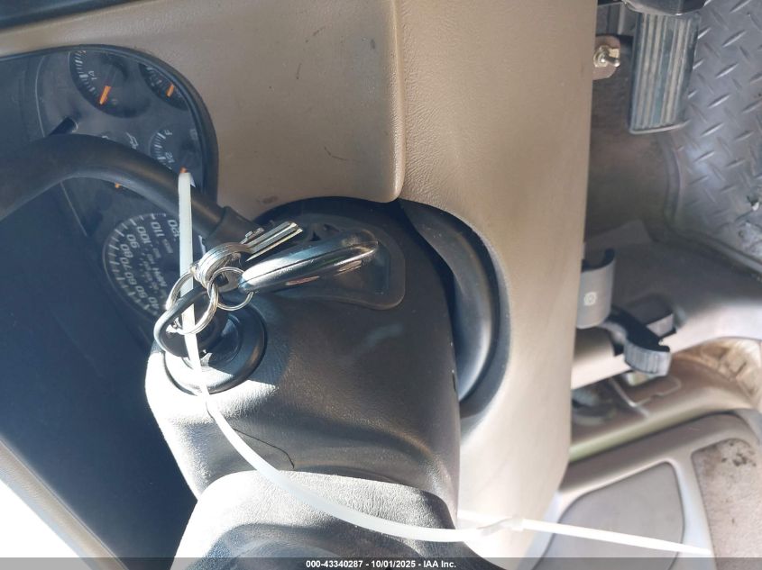 2005 Chevrolet Silverado 2500Hd Ls VIN: 1GCHK23215F924327 Lot: 43340287