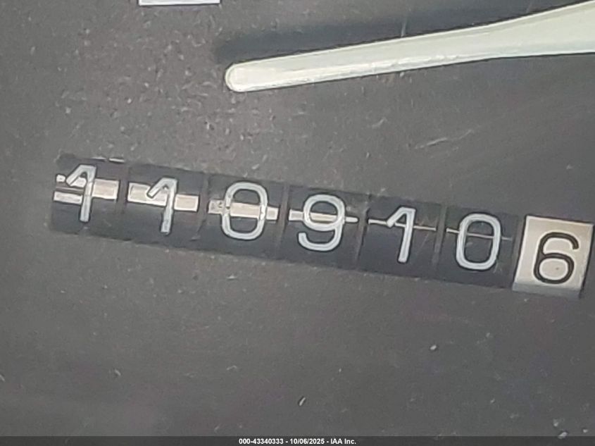 1992 GMC Sierra K2500 VIN: 2GTFK29K5N1526110 Lot: 43340333