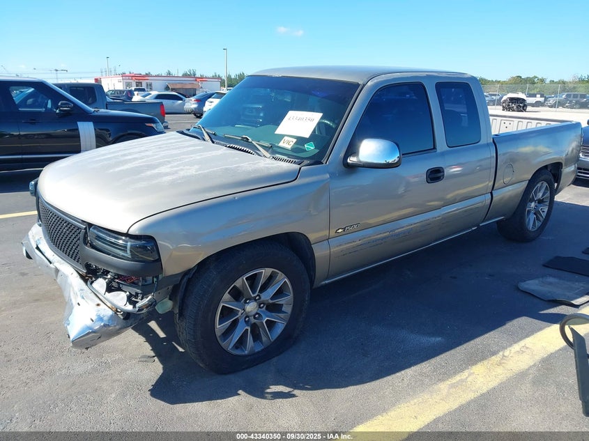 2GCEC19W721385283 2002 CHEVROLET SILVERADO photo no. 2
