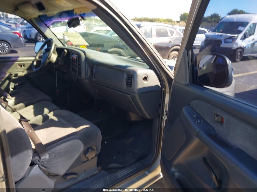 2GCEC19W721385283 2002 CHEVROLET SILVERADO photo no. 5