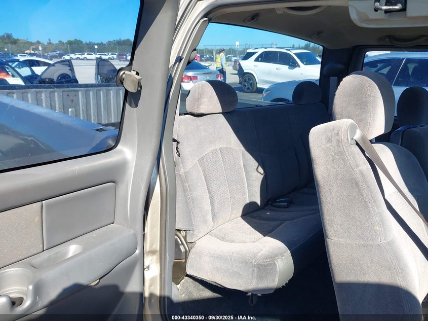 2GCEC19W721385283 2002 CHEVROLET SILVERADO photo no. 8