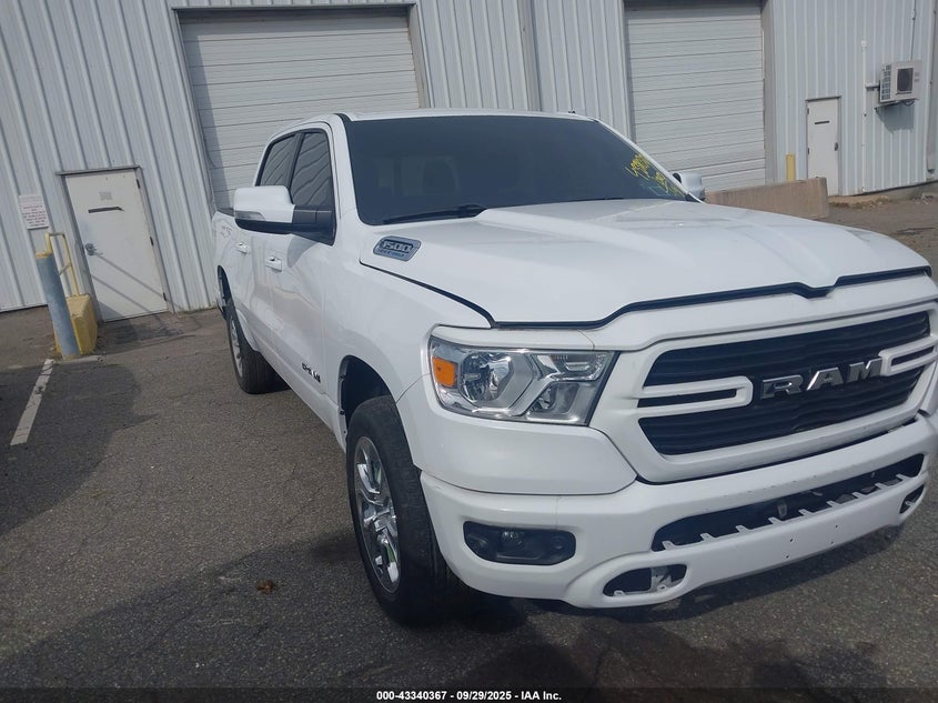 RAM 1500 BIG HORN 4X4 5 7 BOX