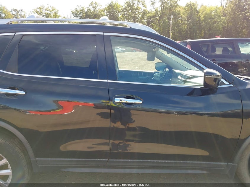 2018 NISSAN ROGUE SV - KNMAT2MV6JP617103