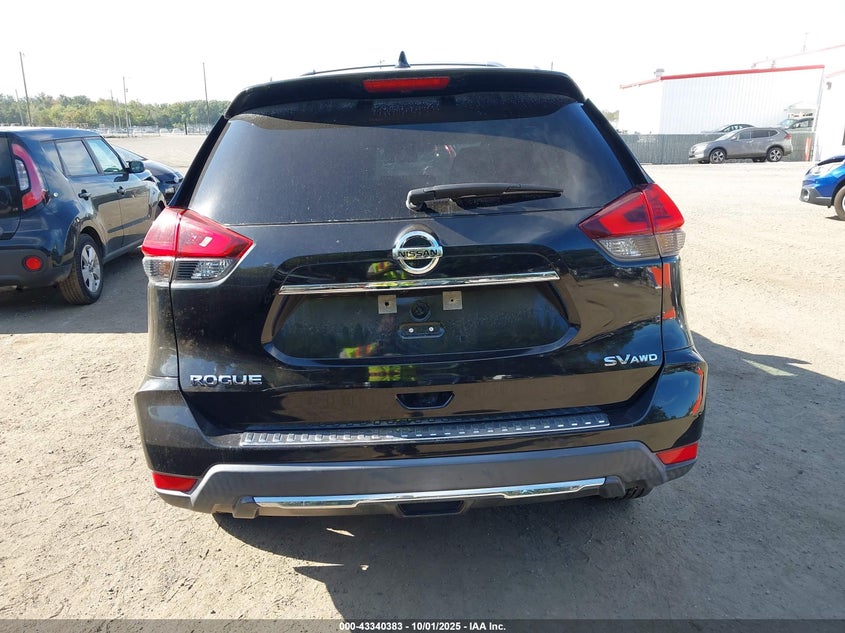 2018 NISSAN ROGUE SV - KNMAT2MV6JP617103