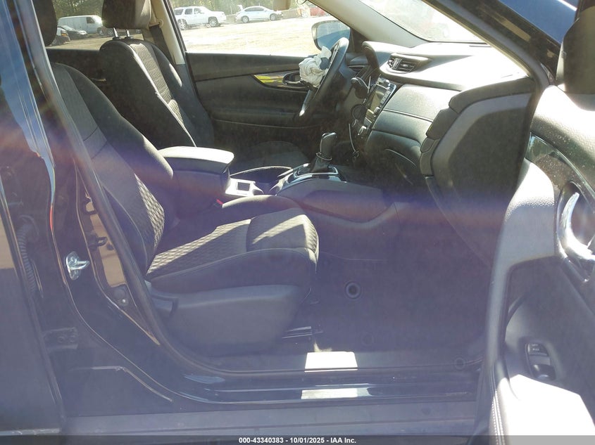 2018 NISSAN ROGUE SV - KNMAT2MV6JP617103