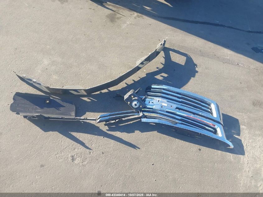 2017 Chevrolet Tahoe Premier VIN: 1GNSKCKC7HR256758 Lot: 43340414