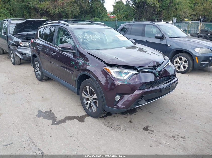 TOYOTA RAV4 XLE