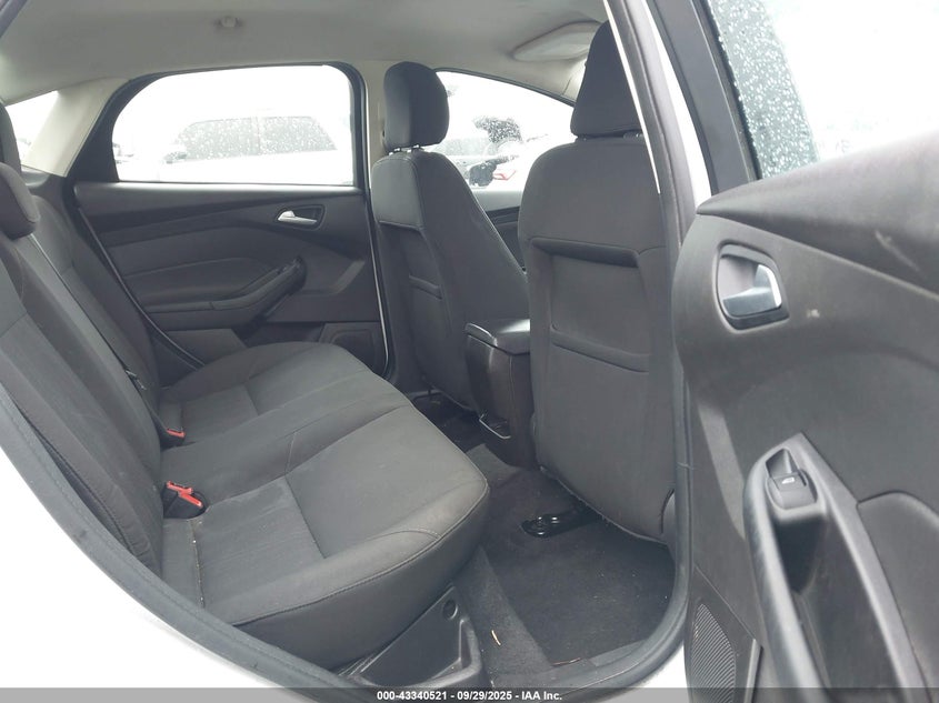 2016 FORD FOCUS SE - 1FADP3F29GL365542