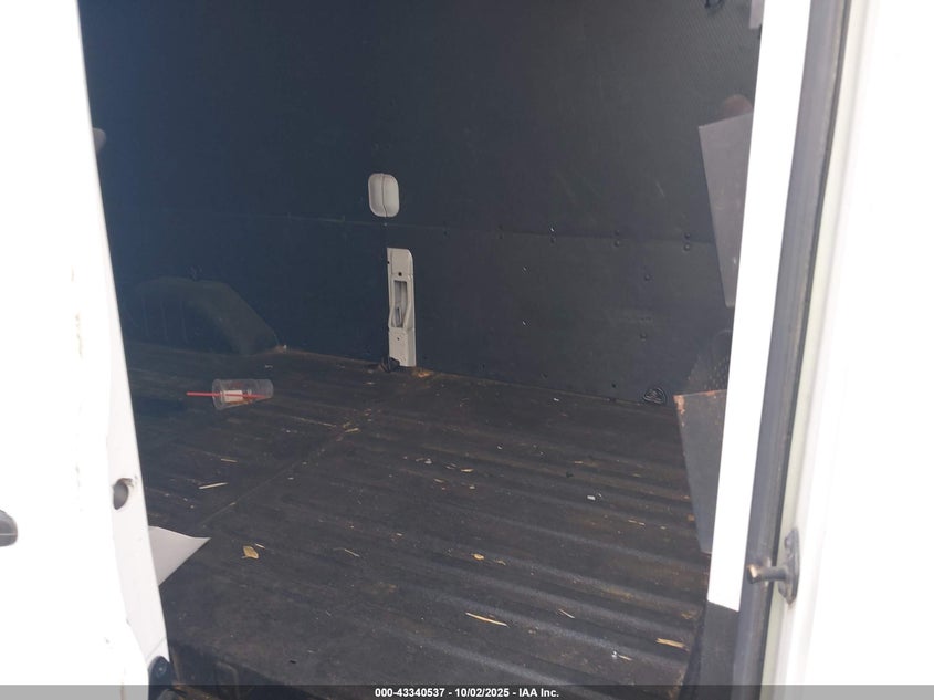 2015 Ford Transit-350 VIN: 1FTSW3XG1FKA10268 Lot: 43340537