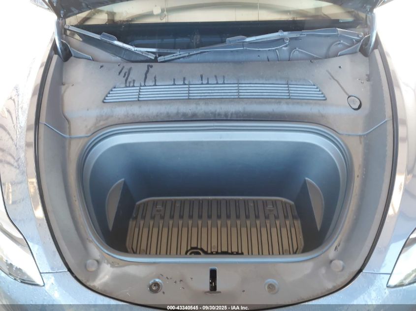 2023 Tesla Model Y Awd/Long Range Dual Motor All-Wheel Drive VIN: 7SAYGDEE6PF886642 Lot: 43340545