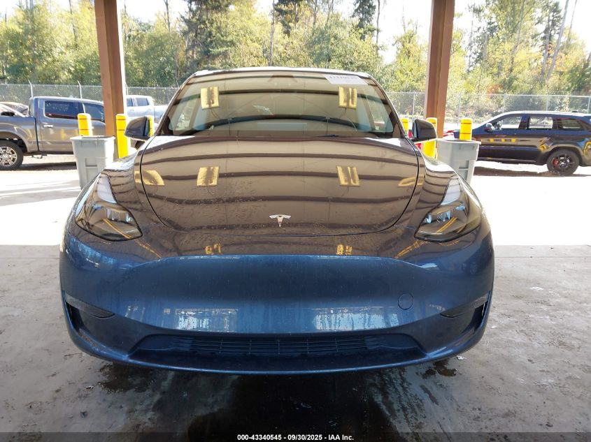 2023 Tesla Model Y Awd/Long Range Dual Motor All-Wheel Drive VIN: 7SAYGDEE6PF886642 Lot: 43340545