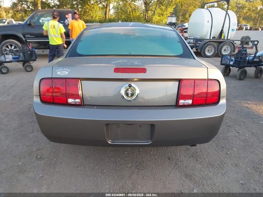 2005 Ford Mustang V6 Deluxe/V6 Premium VIN: 1ZVFT80N855119319 Lot: 43340661