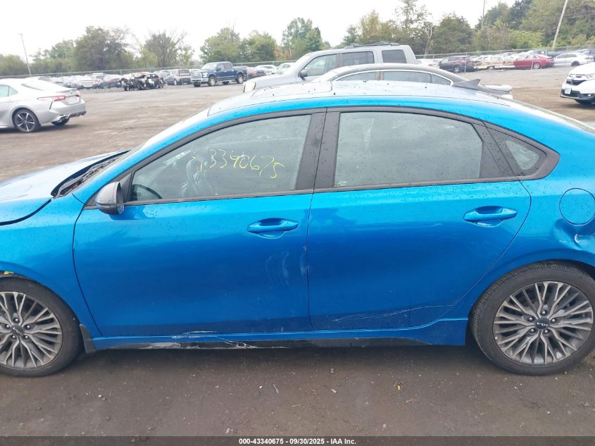 2023 Kia Forte Gt-Line VIN: 3KPF54AD2PE638627 Lot: 43340675