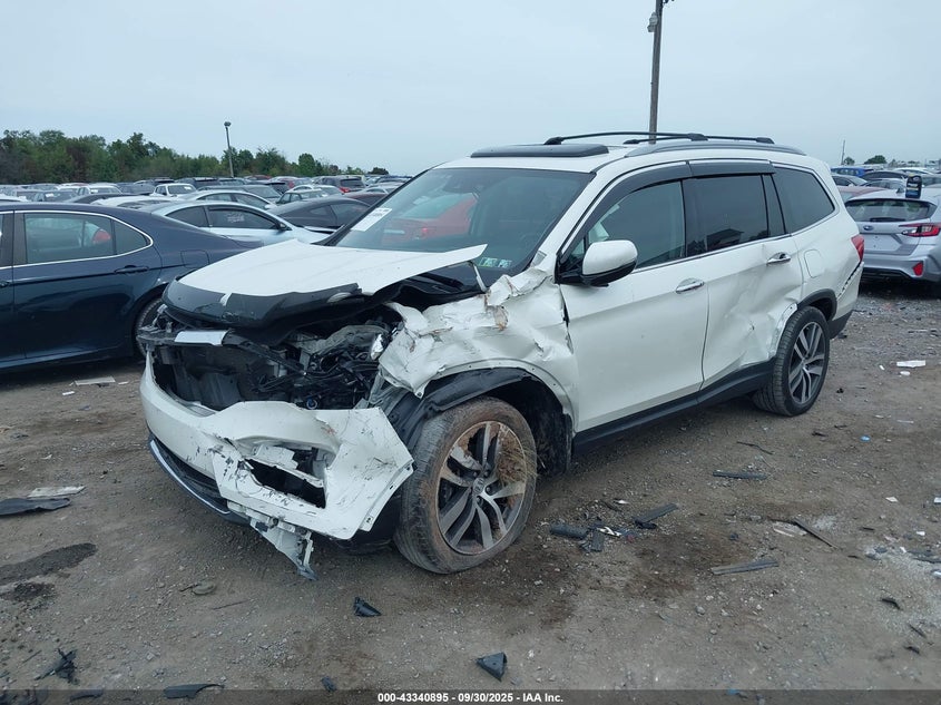 2017 HONDA PILOT TOURING - 5FNYF6H91HB023453