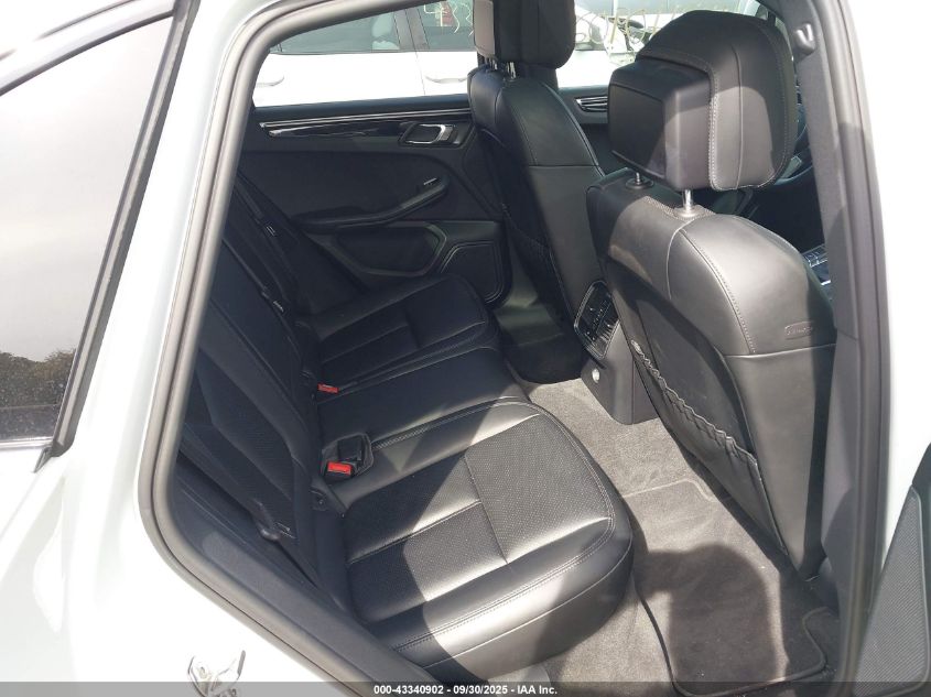 2016 Porsche Macan S VIN: WP1AB2A54GLB50205 Lot: 43340902