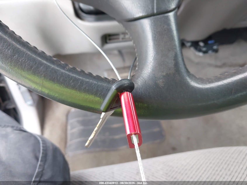 1997 Chevrolet Tahoe VIN: 3GNEK18R8VG101807 Lot: 43340913