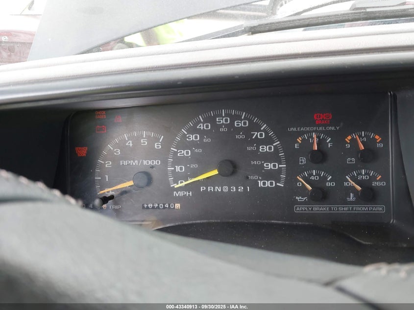 1997 Chevrolet Tahoe VIN: 3GNEK18R8VG101807 Lot: 43340913