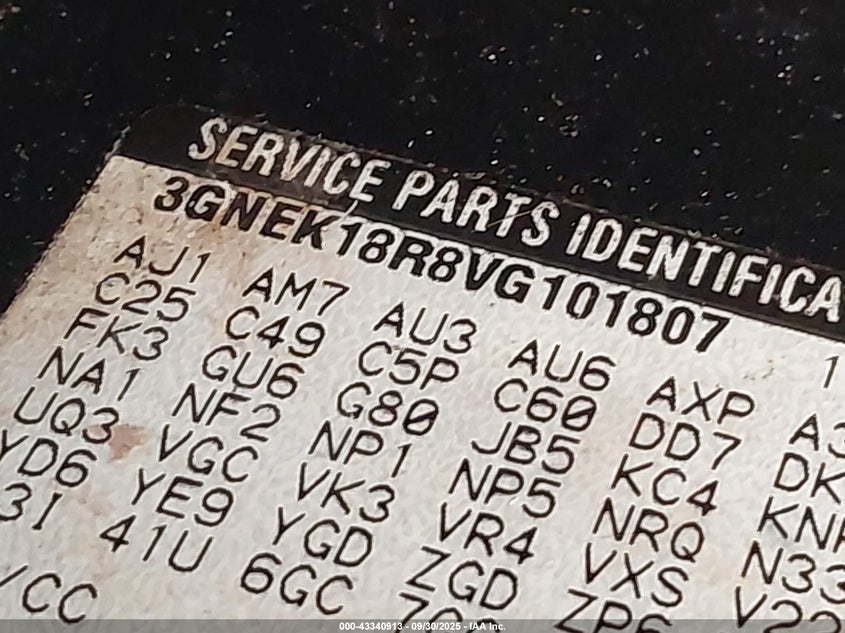 1997 Chevrolet Tahoe VIN: 3GNEK18R8VG101807 Lot: 43340913