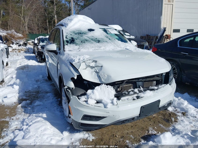VOLKSWAGEN TIGUAN 2.0T S