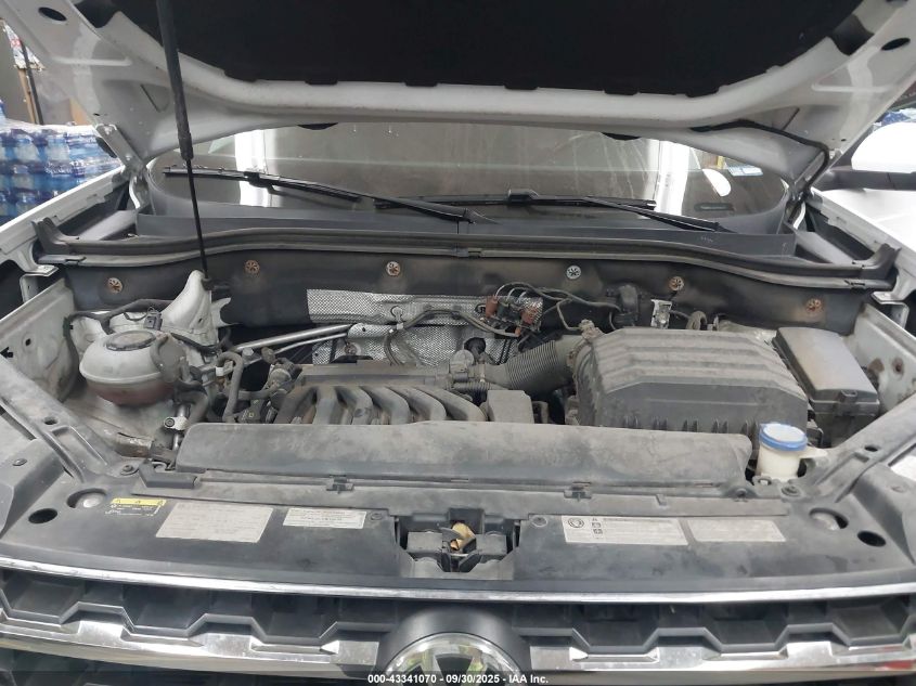 2018 Volkswagen Atlas 3.6L V6 Sel Premium VIN: 1V2NR2CA4JC539134 Lot: 43341070