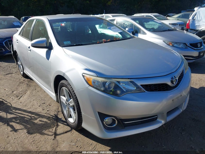 2013 TOYOTA CAMRY SE - 4T1BF1FKXDU261734
