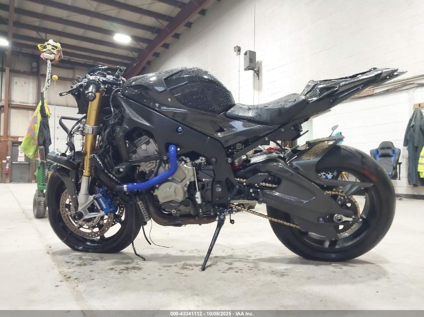 2016 BMW S 1000 Rr VIN: WB10D2100GZ353985 Lot: 43341112