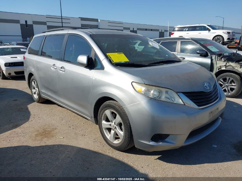 TOYOTA SIENNA LE V6