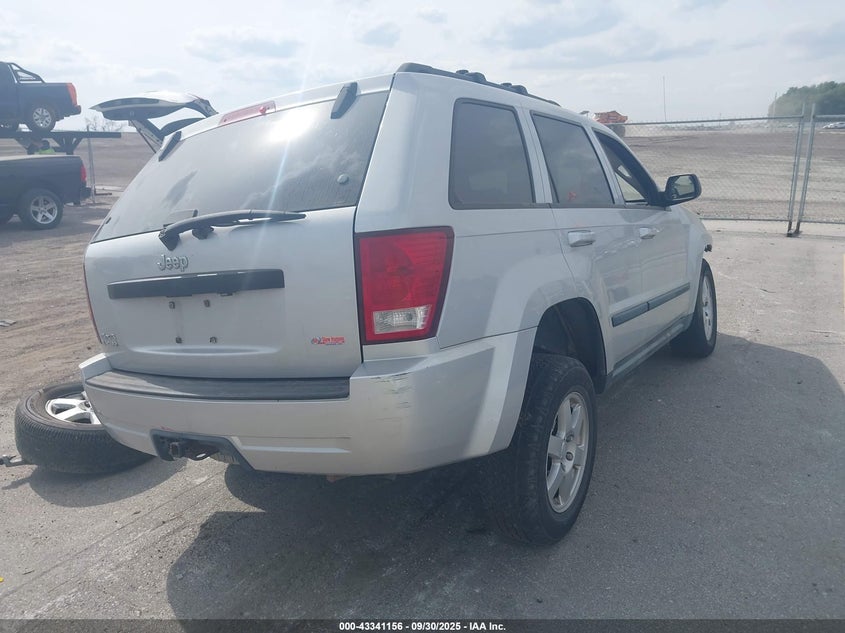 1J8GR48KX9C520745 2009 JEEP GRAND CHEROKEE photo no. 4