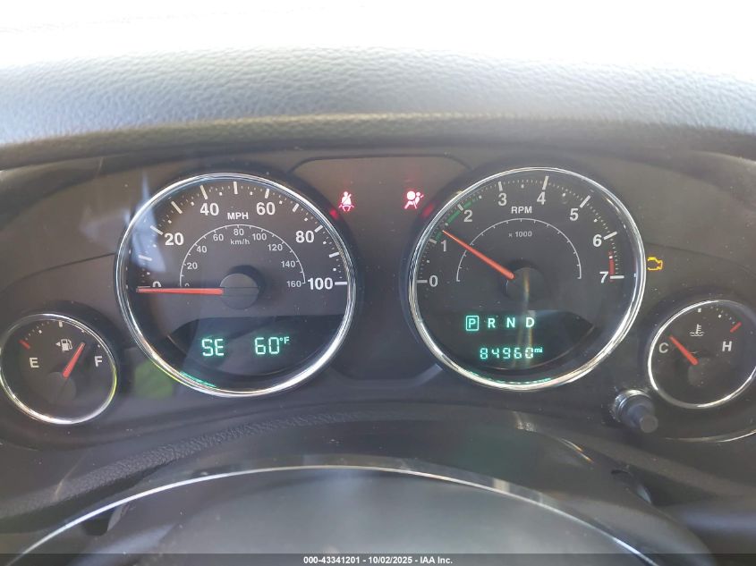 2018 Jeep Wrangler Jk Unlimited Sahara 4X4 VIN: 1C4HJWEG6JL929344 Lot: 43341201