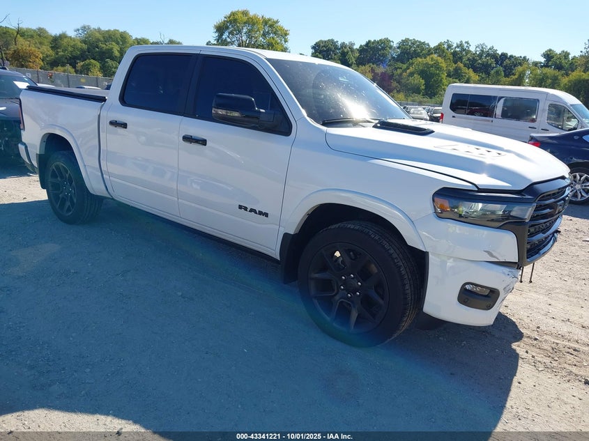 RAM 1500 LARAMIE 4X4 5 7 BOX