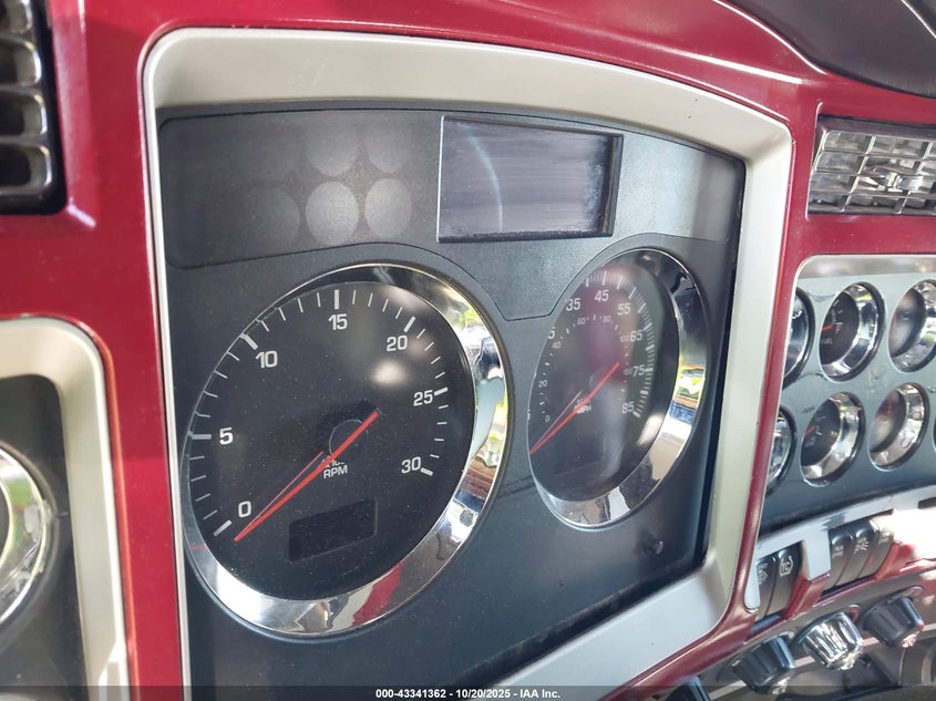 2021 KENWORTH W900 auction photo 5