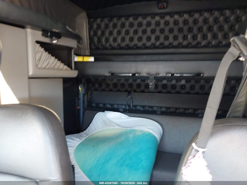 2021 KENWORTH W900 auction photo 6