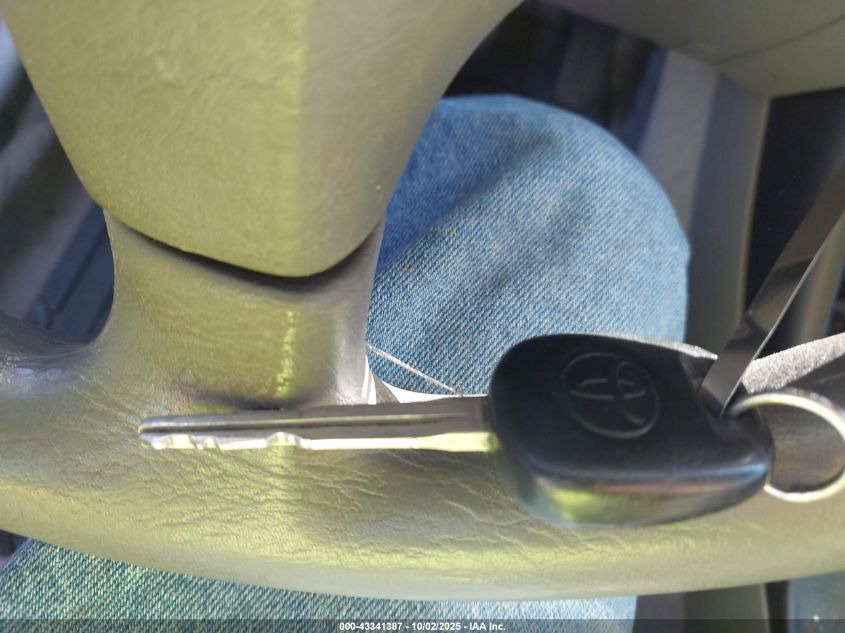 2004 Toyota Camry Le V6 VIN: 4T1BF30K84U072763 Lot: 43341387