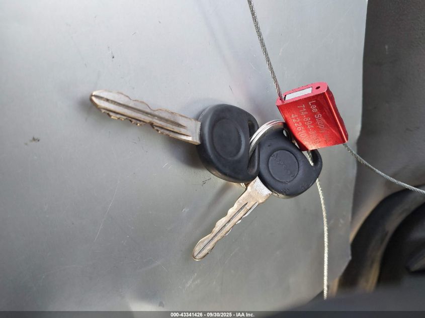 2000 Chevrolet Silverado 1500 Ls VIN: 2GCEC19T8Y1147120 Lot: 43341426