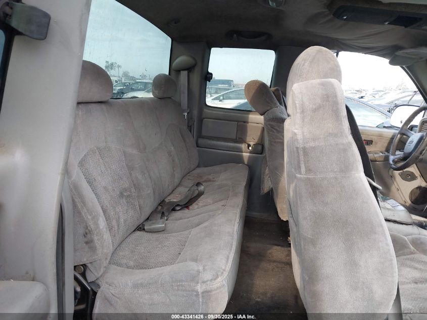 2000 Chevrolet Silverado 1500 Ls VIN: 2GCEC19T8Y1147120 Lot: 43341426