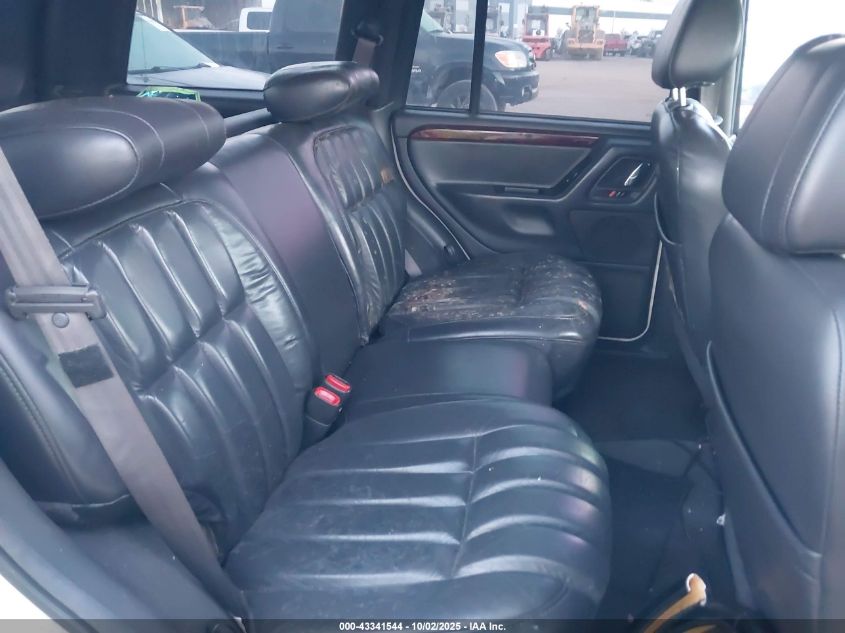 2000 Jeep Grand Cherokee Limited VIN: 1J4GW58NXYC311093 Lot: 43341544