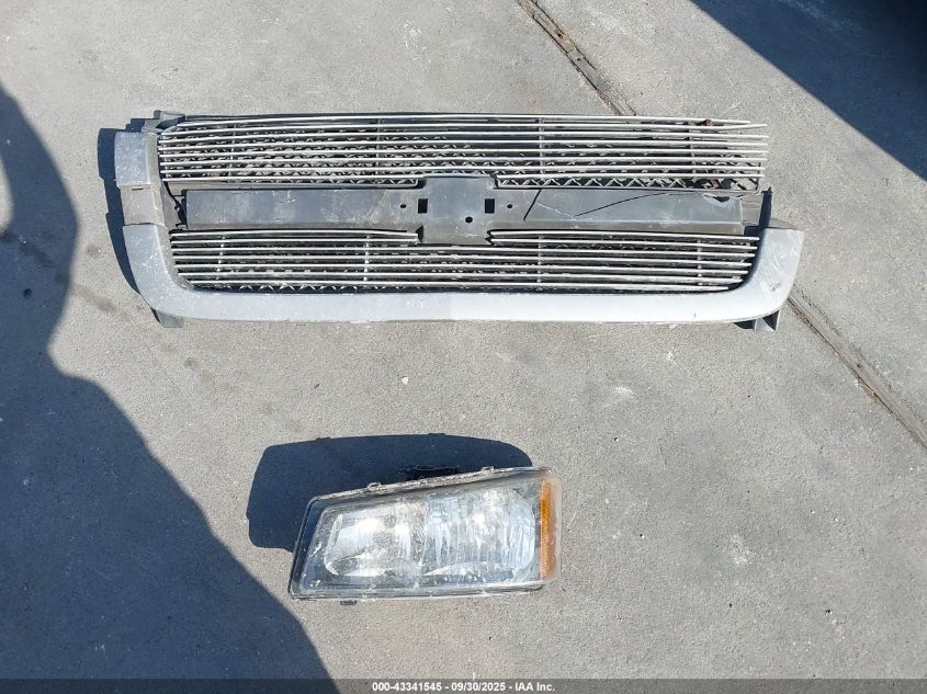 2005 Chevrolet Silverado 1500 Z71 VIN: 2GCEK13T851207808 Lot: 43341545