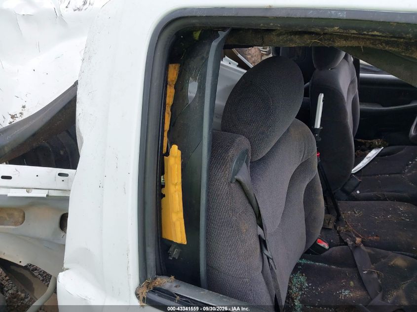 2000 GMC Sierra 1500 Sl VIN: 1GTEC14W2YZ195091 Lot: 43341559