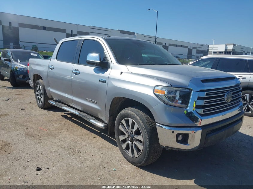 TOYOTA TUNDRA LIMITED 5.7L V8