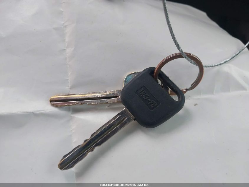 1998 Toyota Camry Le VIN: JT2BG22K2W0250081 Lot: 43341600