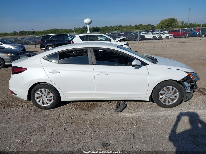 2019 HYUNDAI ELANTRA SE - 5NPD74LFXKH449437