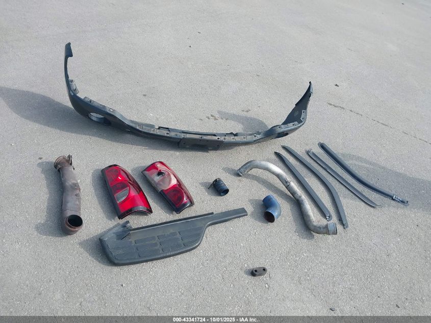 2005 GMC Sierra 2500Hd Slt VIN: 1GTHK29205E163111 Lot: 43341724