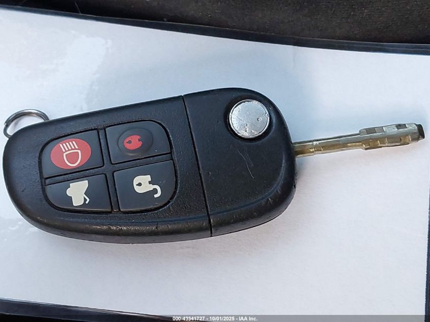 2002 Jaguar X-Type 3.0L/W/Sport Pkg VIN: SAJEA53C12WC60885 Lot: 43341727