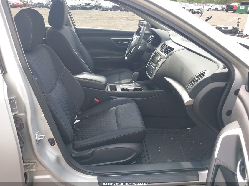 1N4AL3AP4GC202380 2016 NISSAN ALTIMA photo no. 5