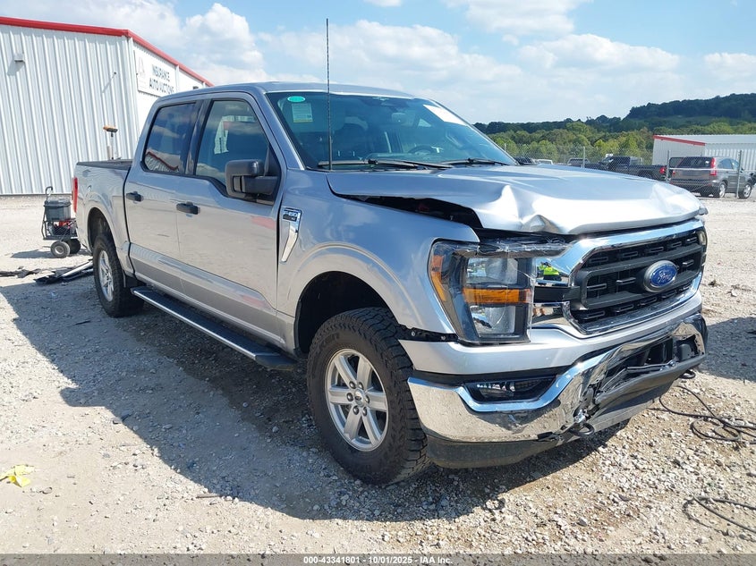FORD F-150 XLT