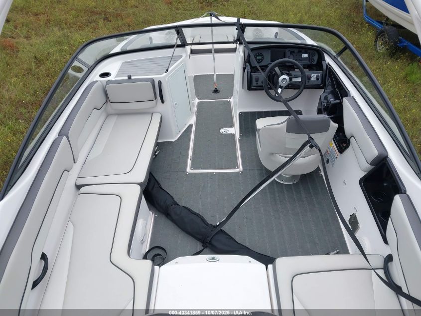 2024 Yamaha Other VIN: YAMC0076J324 Lot: 43341859