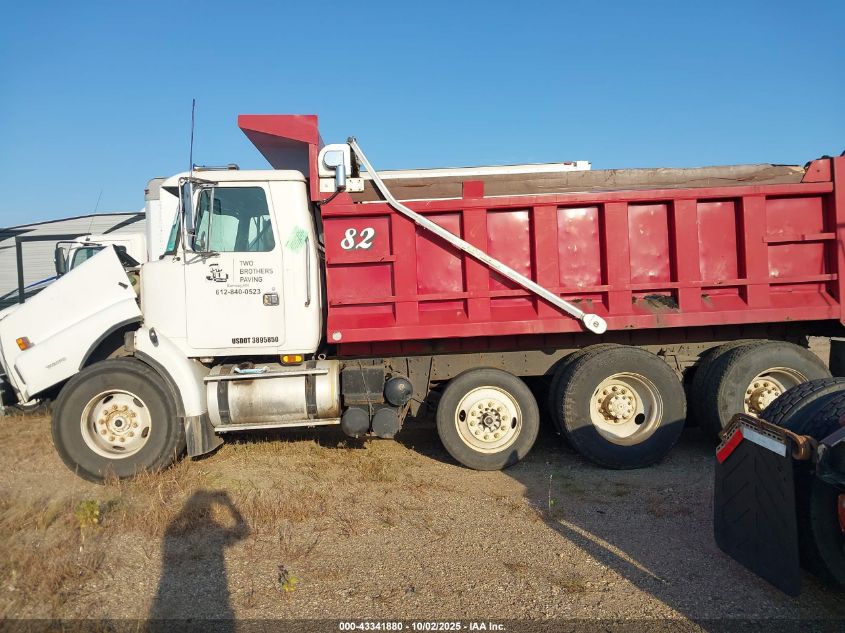 1997 Volvo Conventional Wg VIN: 4VHJCCBEXVN859194 Lot: 43341880