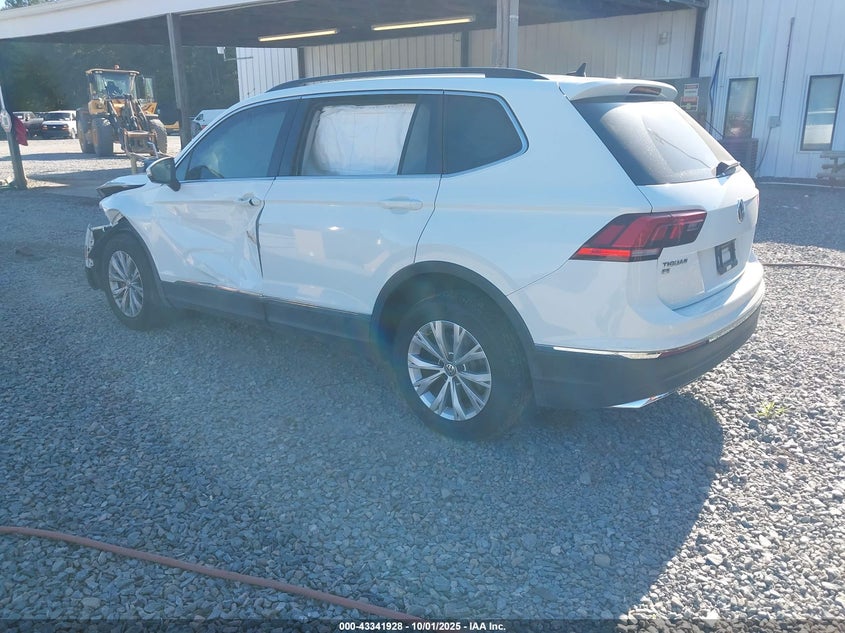 2018 VOLKSWAGEN TIGUAN 2.0T SE/2.0T SEL 3VV3B7AX2JM211616